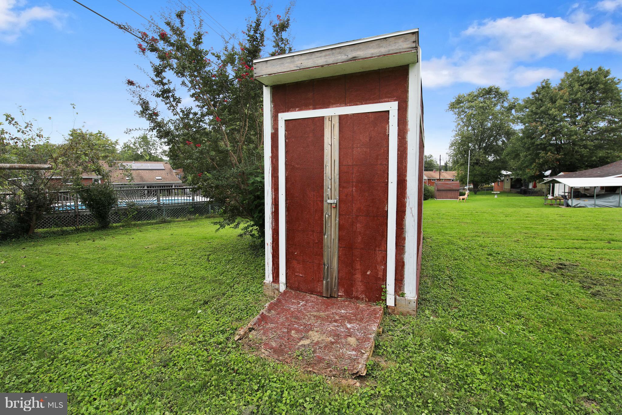 6207 Scranton Road Baltimore, MD 21237 - Photo 8 of 22 Exterior (General)