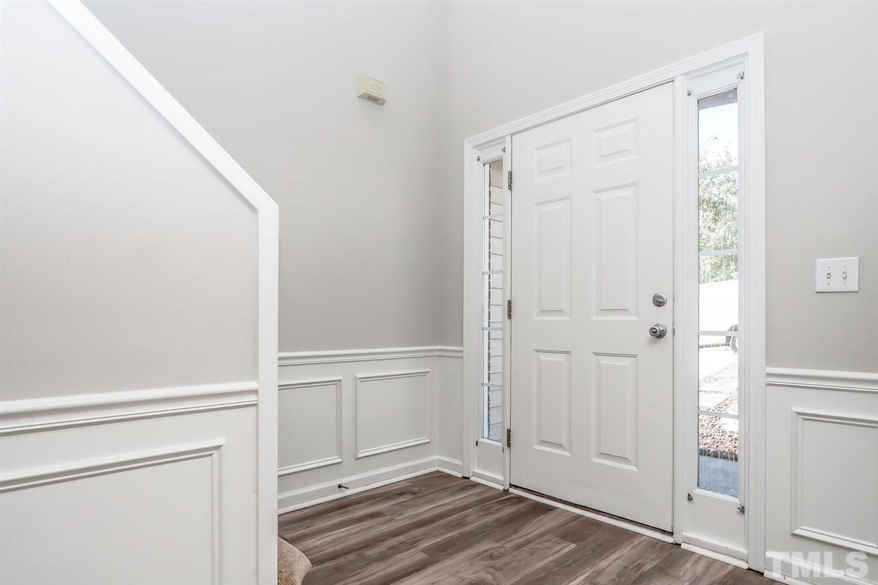 322 Grassy Point Road Apex, NC 27502 - Photo 4 of 25 Gallery Image 4