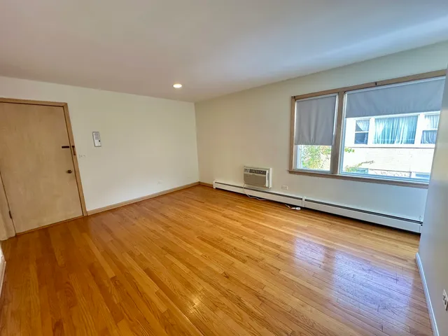 $1,550 | 7845 West Lawrence Avenue, Unit 11, Norridge, IL 60706