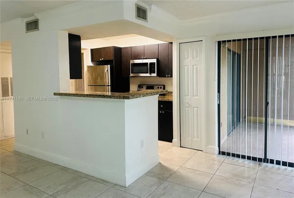 $2,100 | 15689 Southwest 106th Lane, Unit 701, Miami, FL 33196