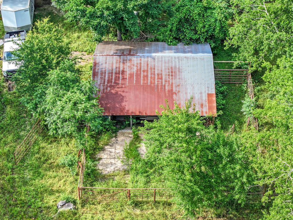 211 Rs County Road 1455 Point, TX 75472 - Photo 34 of 40