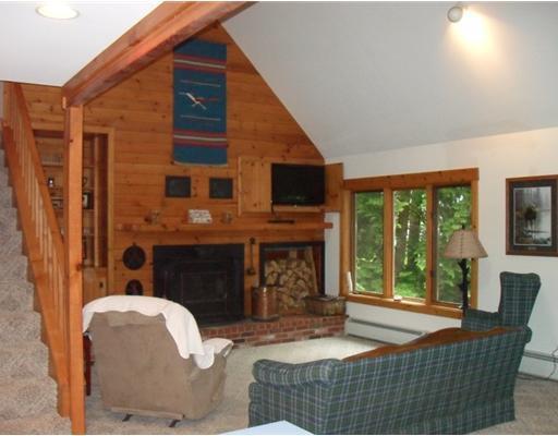 81 Kansas Shores Road Bridgton, ME 04009 - Photo 9 of 25 Living Room.