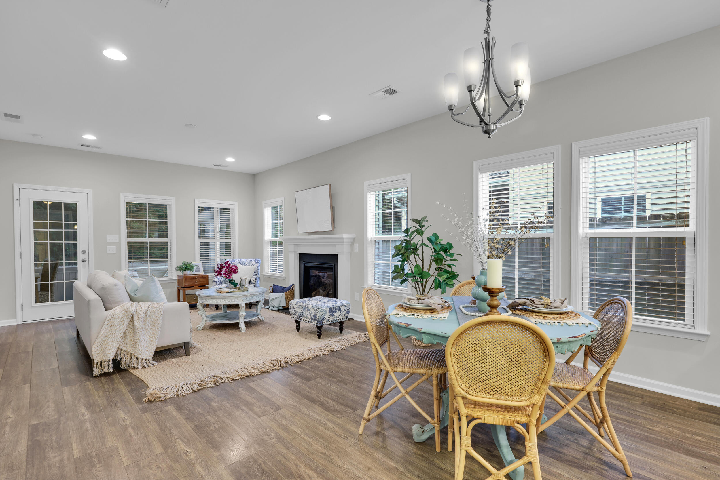 3840 Tupelo Branch Row Mount Pleasant, SC 29429 - Photo 6 of 42 15_550a2632