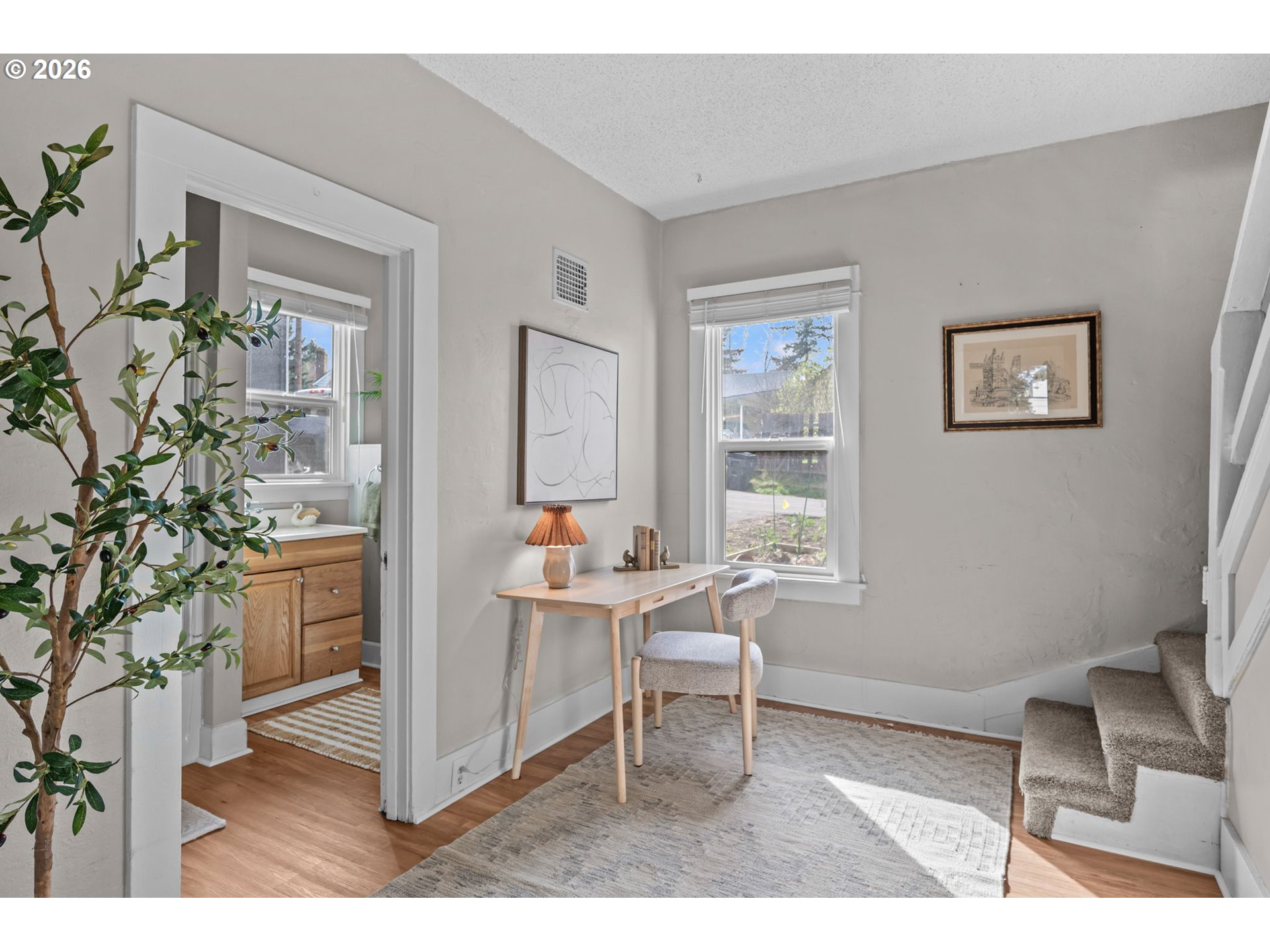 326 Pearl Street Oregon City, OR 97045 - Photo 21 of 36 a living room with furniture a potted plant and a window