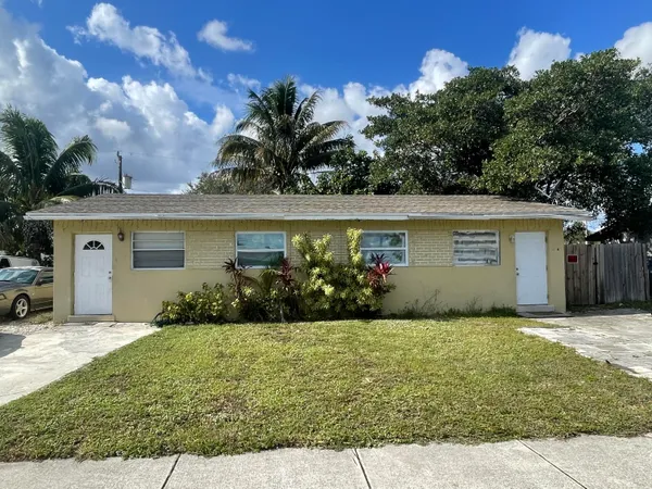 $449,000 | 2301 Northwest 23rd Lane, Unit 12, Fort Lauderdale, FL 33311