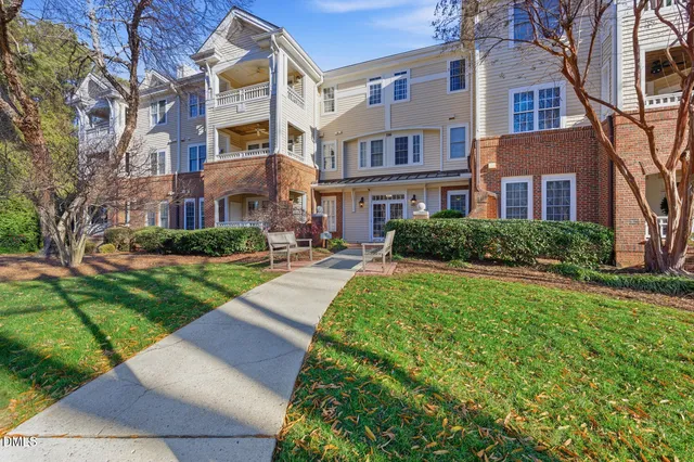 $499,500 | 116 Northbrook Drive, Unit 204, Raleigh, NC 27609