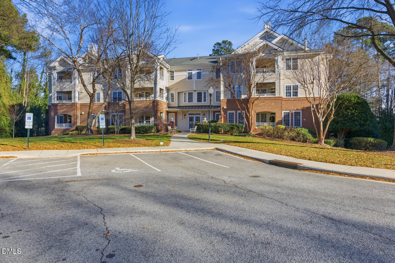 116 Northbrook Drive, Unit 204 Raleigh, NC 27609 - Photo 46 of 94 116 northbrook-71