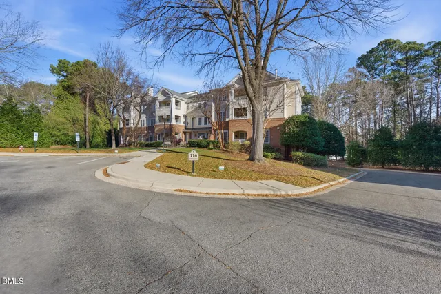 $499,500 | 116 Northbrook Drive, Unit 204, Raleigh, NC 27609
