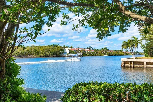 $75,000 | 8 Driftwood Landing Road, Gulf Stream, FL 33483