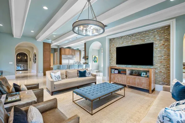 $75,000 | 8 Driftwood Landing Road, Gulf Stream, FL 33483