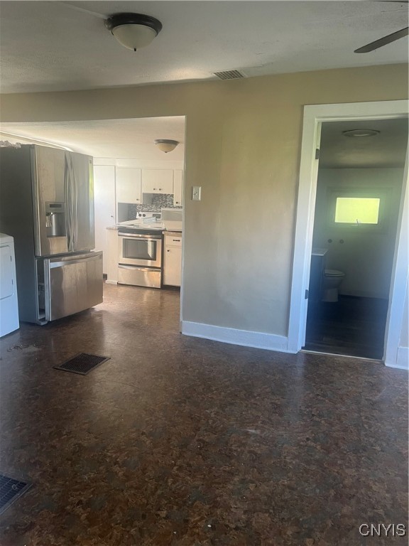 5601 Middle Road Stockbridge, NY 13409 - Photo 14 of 44