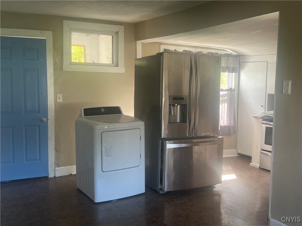 5601 Middle Road Stockbridge, NY 13409 - Photo 15 of 44