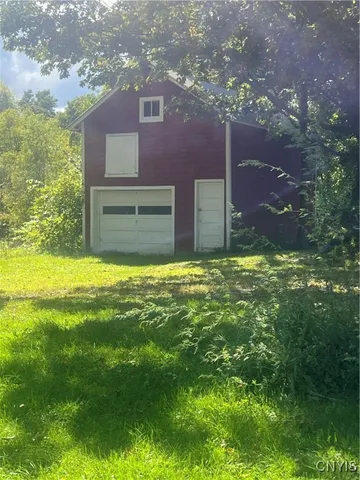 $84,500 | 5601 Middle Road, Stockbridge, NY 13409