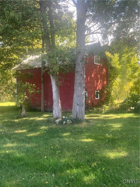 5601 Middle Road Stockbridge, NY 13409 - Photo 5 of 44