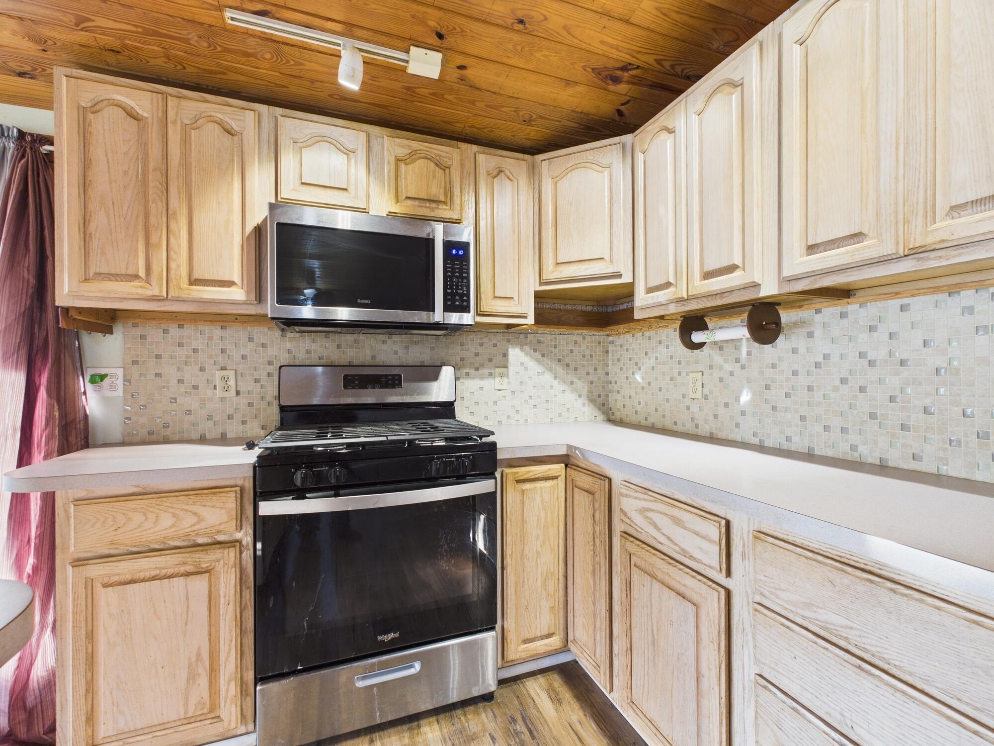 56 Basin Street Lorida, FL 33857 - Photo 13 of 42 280DC0FB-6C23-4D51-B7A9-26107D9EEB70