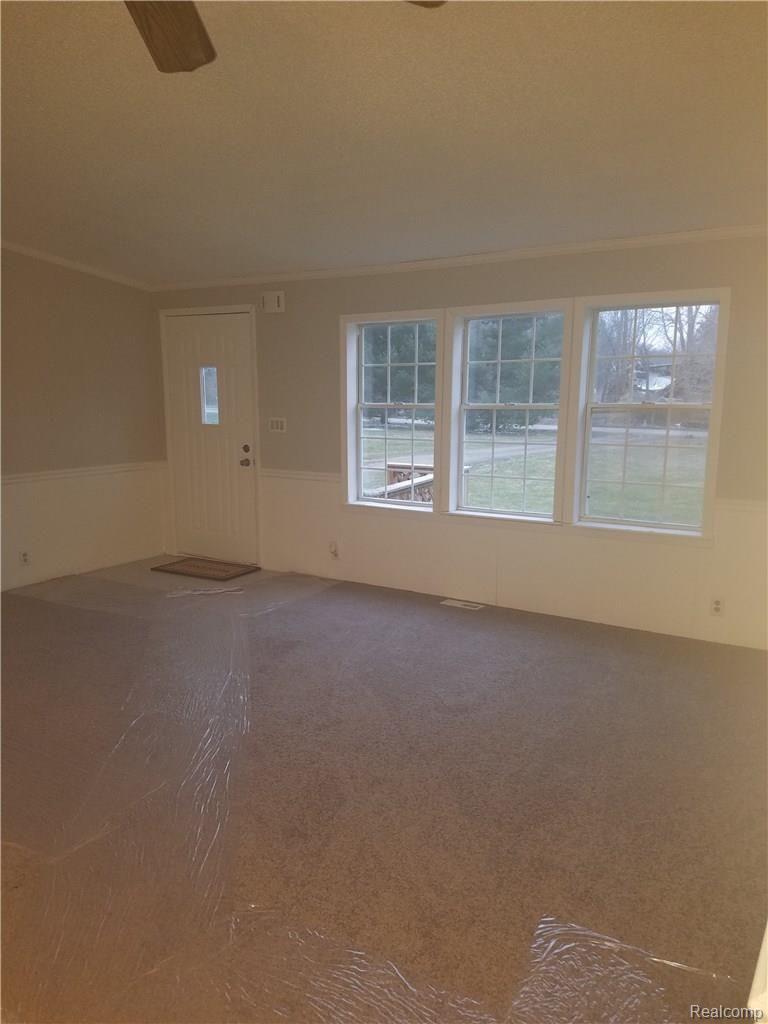 6627 West Lovejoy Road Fowlerville, MI 48836 - Photo 2 of 23 2.jpg