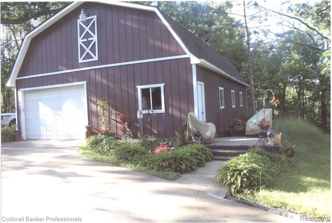 3259 West Newark Road Lapeer, MI 48446 - Photo 5 of 41 image_13.jpg