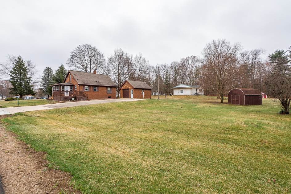202 Robinson Road Jackson, MI 49203 - Photo 12 of 41 Photo 12