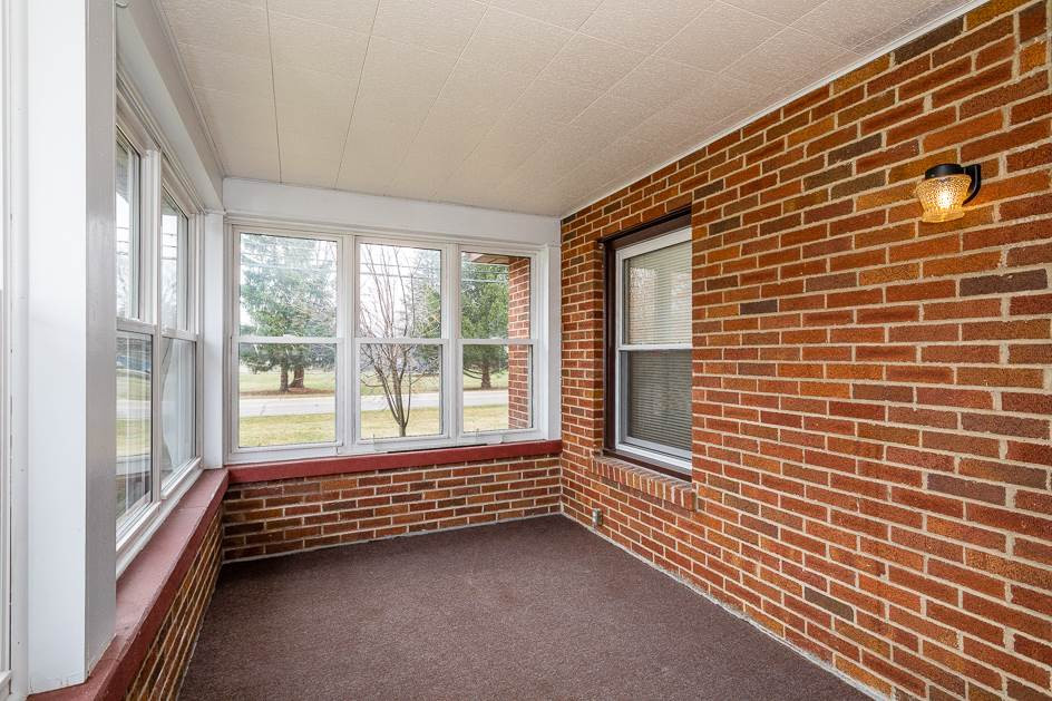 202 Robinson Road Jackson, MI 49203 - Photo 16 of 41 Photo 16
