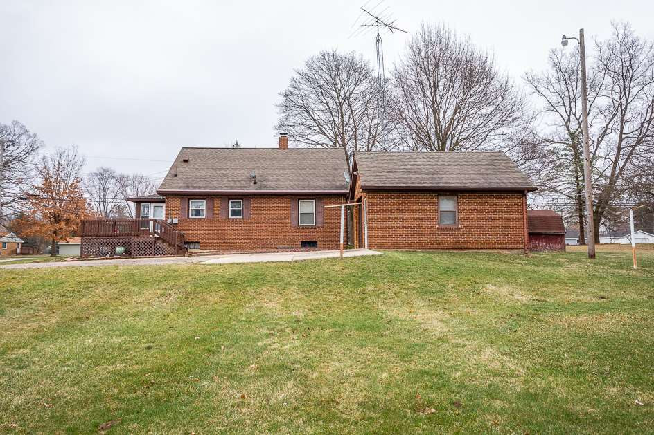 202 Robinson Road Jackson, MI 49203 - Photo 2 of 41 Photo 2