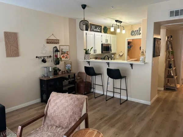 $210,000 | 7103 South Durango Drive, Unit 312, Las Vegas, NV 89113