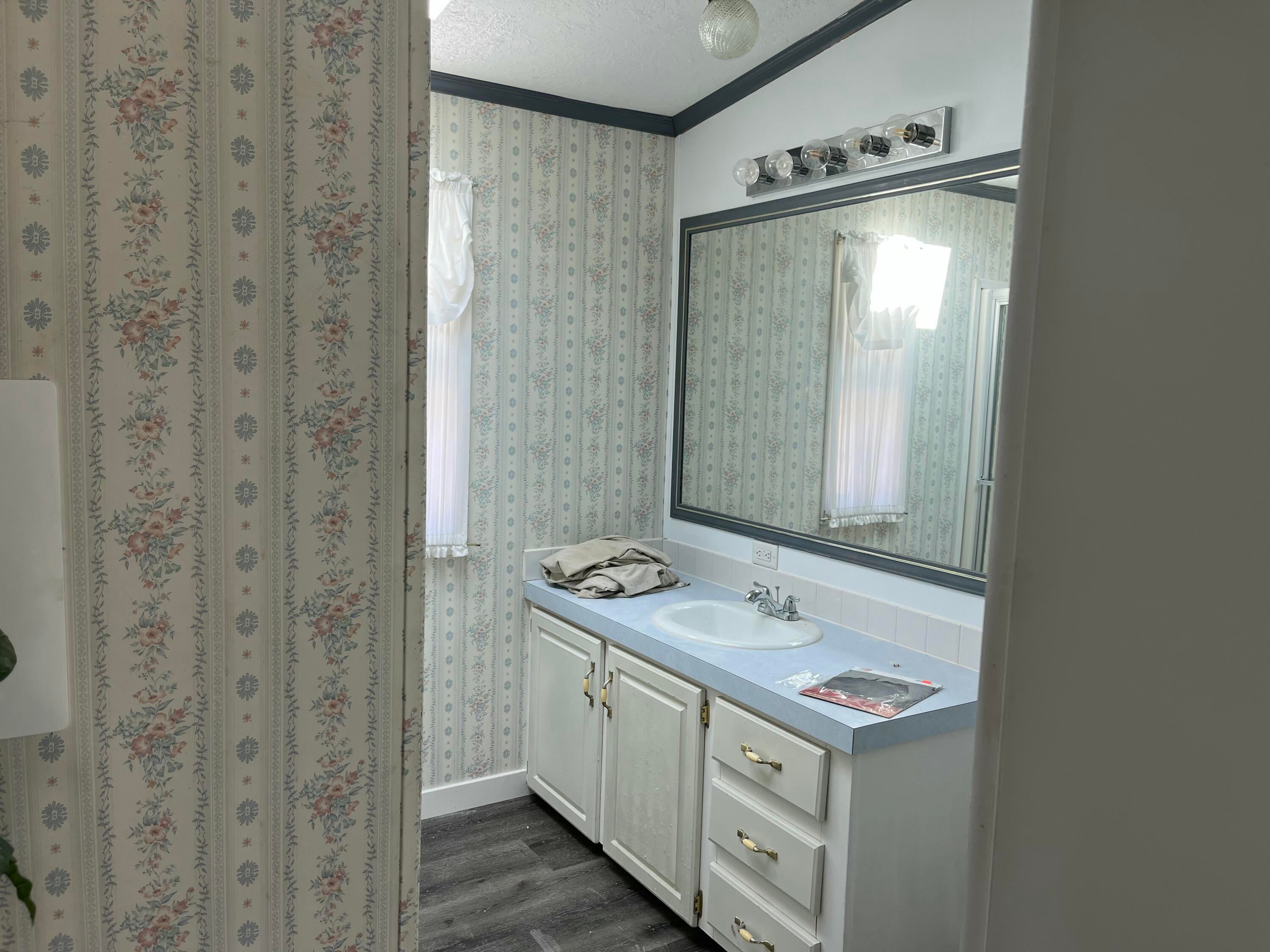 4234 Payne Road Medford, OR 97504 - Photo 7 of 19 IMG_8723