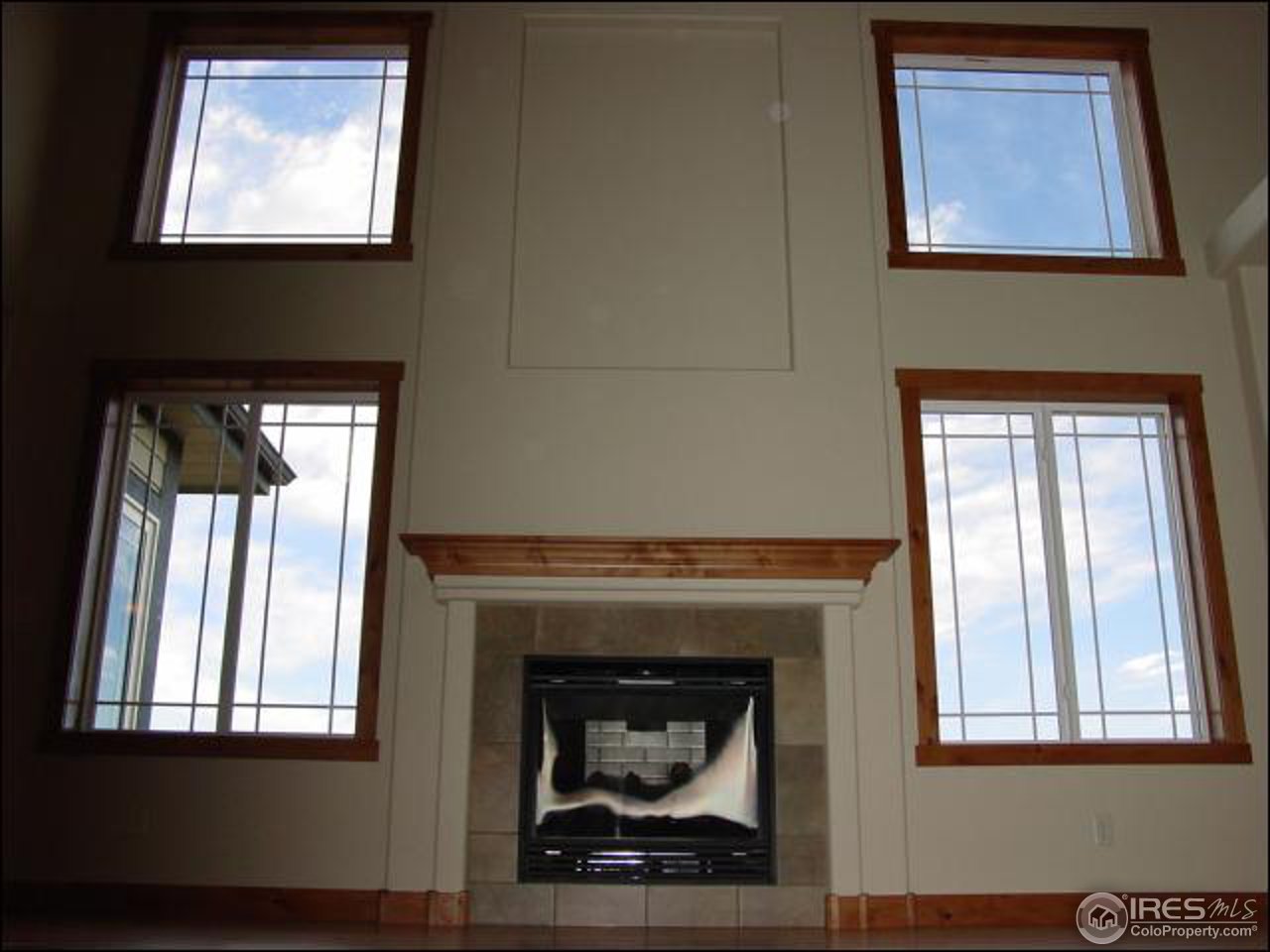 1410 Ripple Court Fort Collins, CO 80521 - Photo 9 of 18 Window wall