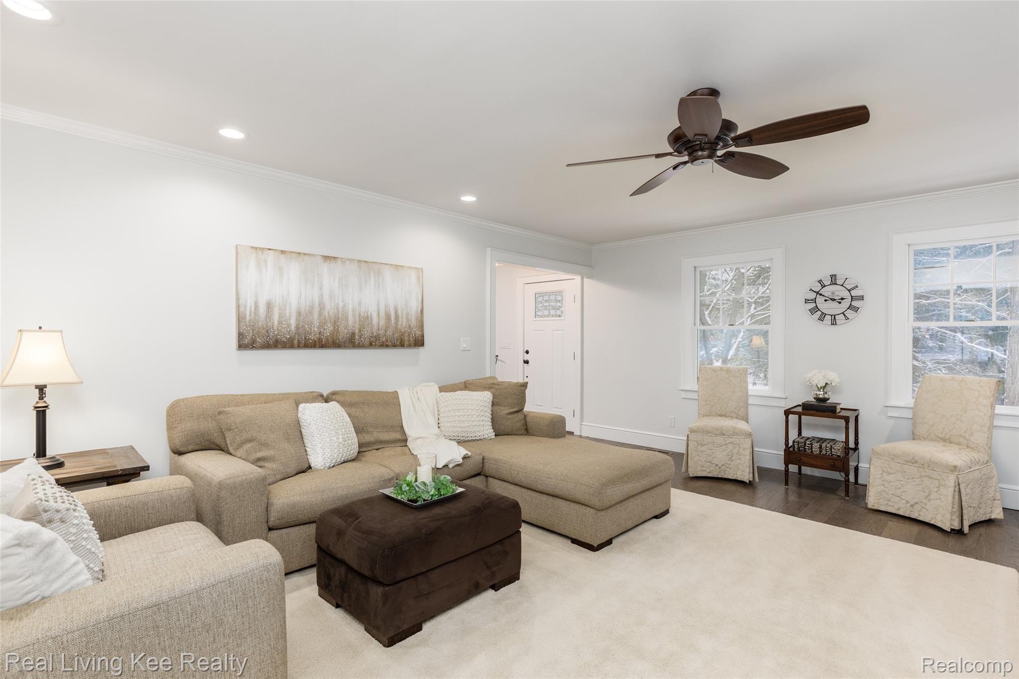 3942 South Ellamae Road Rochester, MI 48306 - Photo 15 of 54 Ellamae-14.jpg