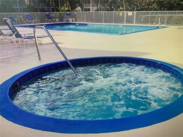 a picture of city view