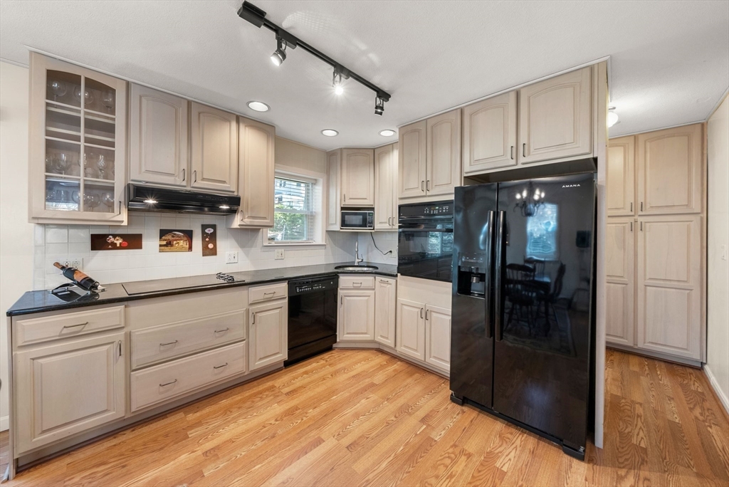 20 Elson Road Waltham, MA 02451 - Photo 13 of 34 Gallery Image 13