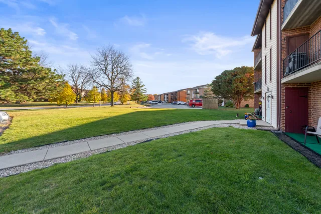 $209,900 | 15308 Treetop Drive, Unit 3A, Orland Park, IL 60462