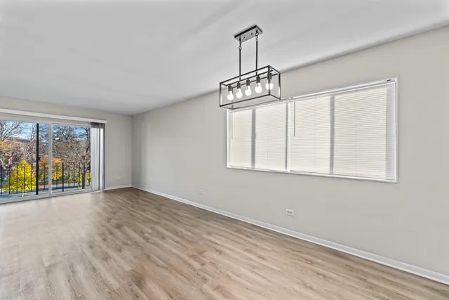 $209,900 | 15308 Treetop Drive, Unit 3A, Orland Park, IL 60462