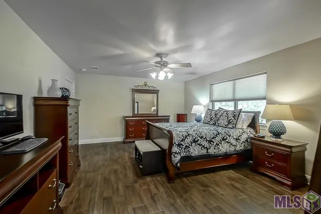 $669,900 | 1055 North River Road, Denham Springs, LA 70726