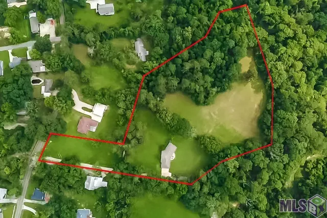 $669,900 | 1055 North River Road, Denham Springs, LA 70726