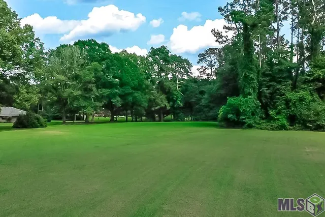 $669,900 | 1055 North River Road, Denham Springs, LA 70726