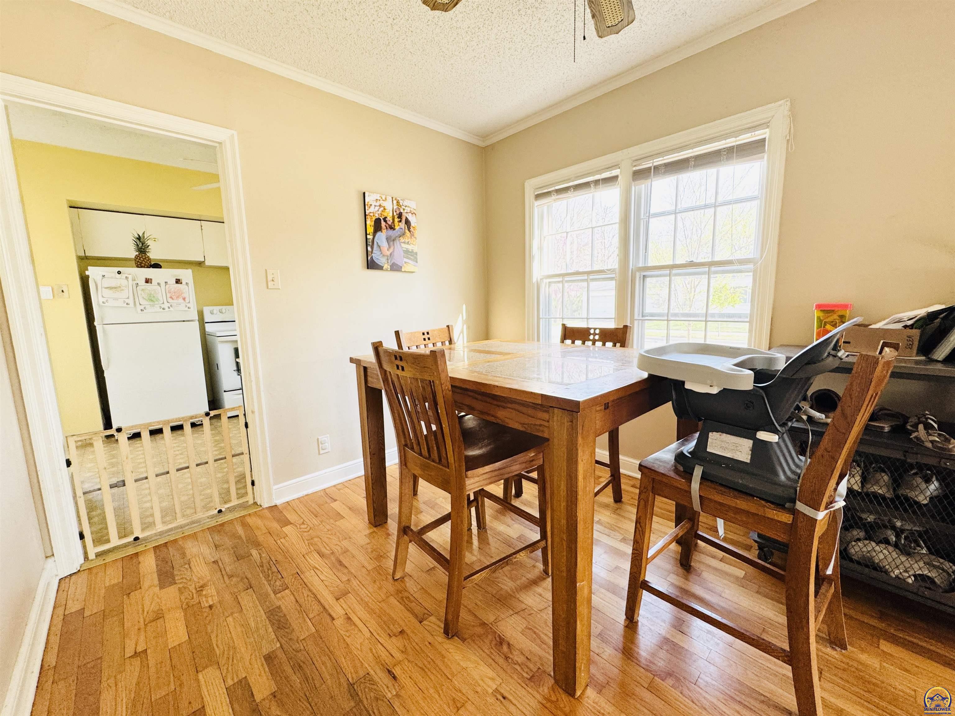 2828 Southwest 12th Street Topeka, KS 66604 - Photo 13 of 45