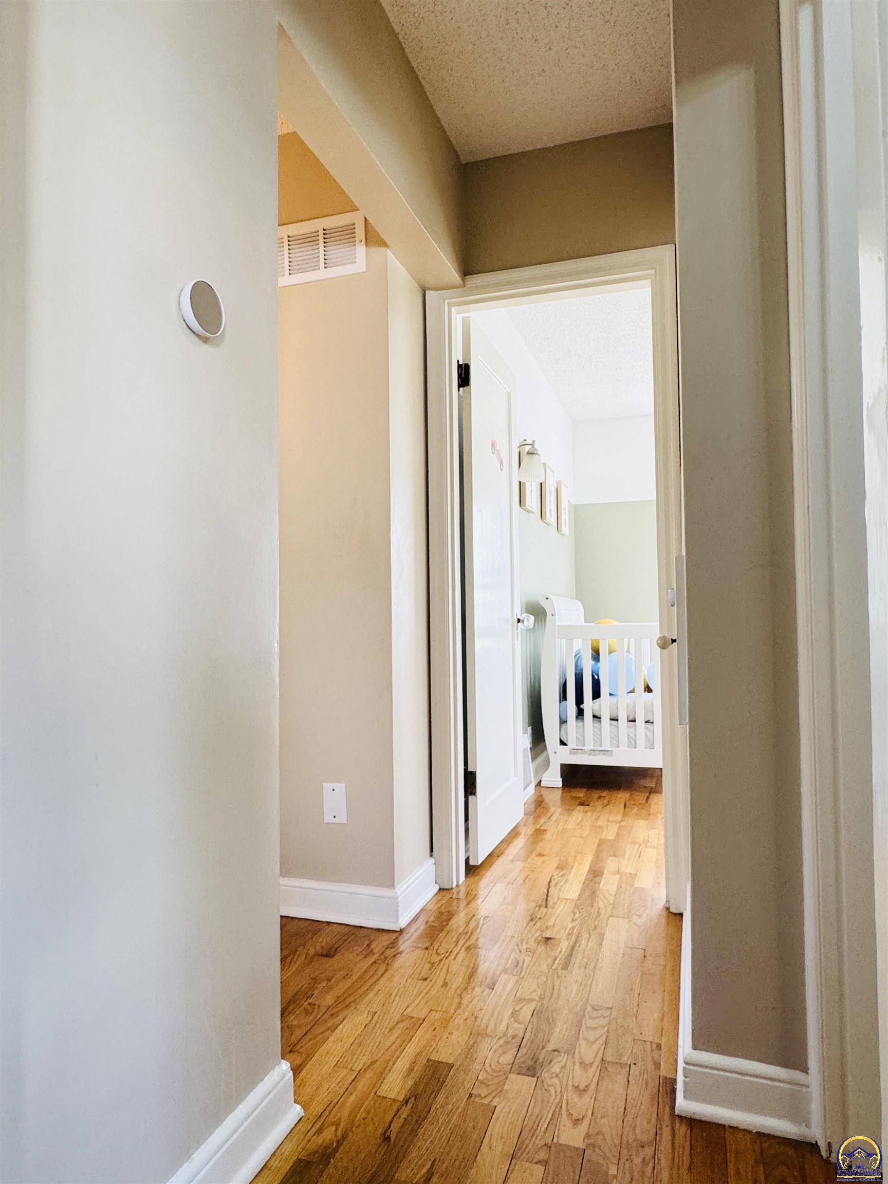 2828 Southwest 12th Street Topeka, KS 66604 - Photo 18 of 45