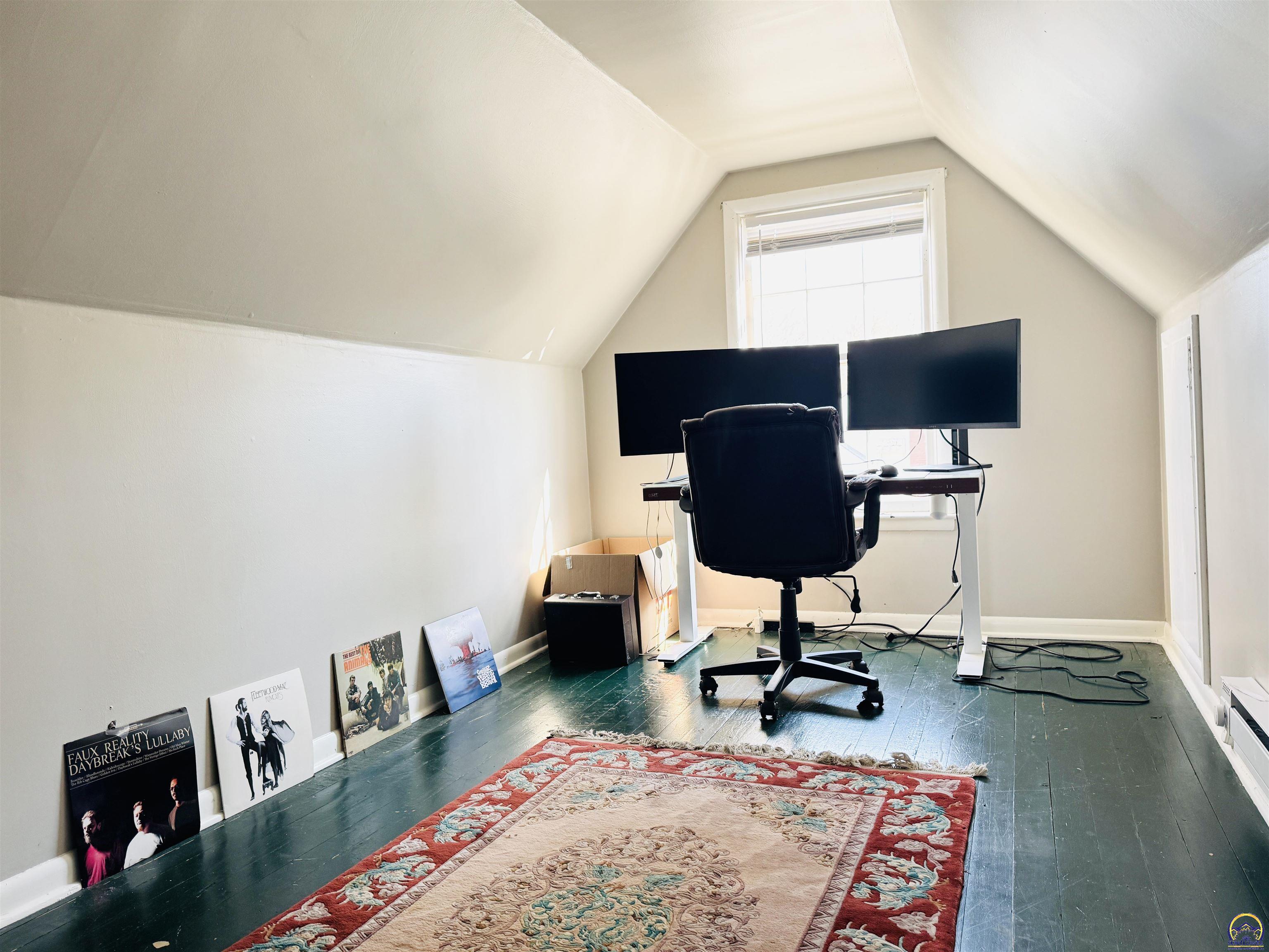 2828 Southwest 12th Street Topeka, KS 66604 - Photo 30 of 45