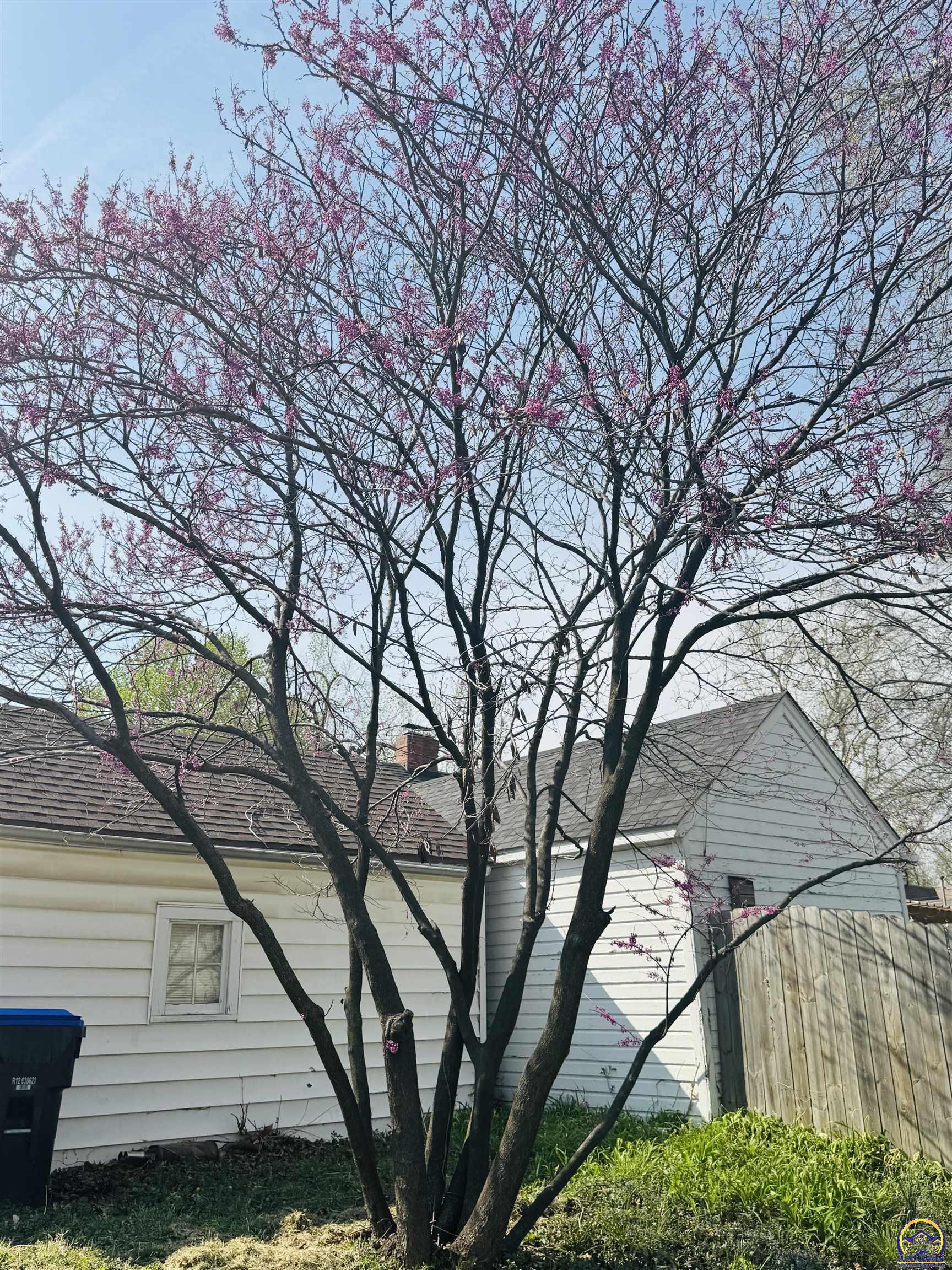 2828 Southwest 12th Street Topeka, KS 66604 - Photo 38 of 45