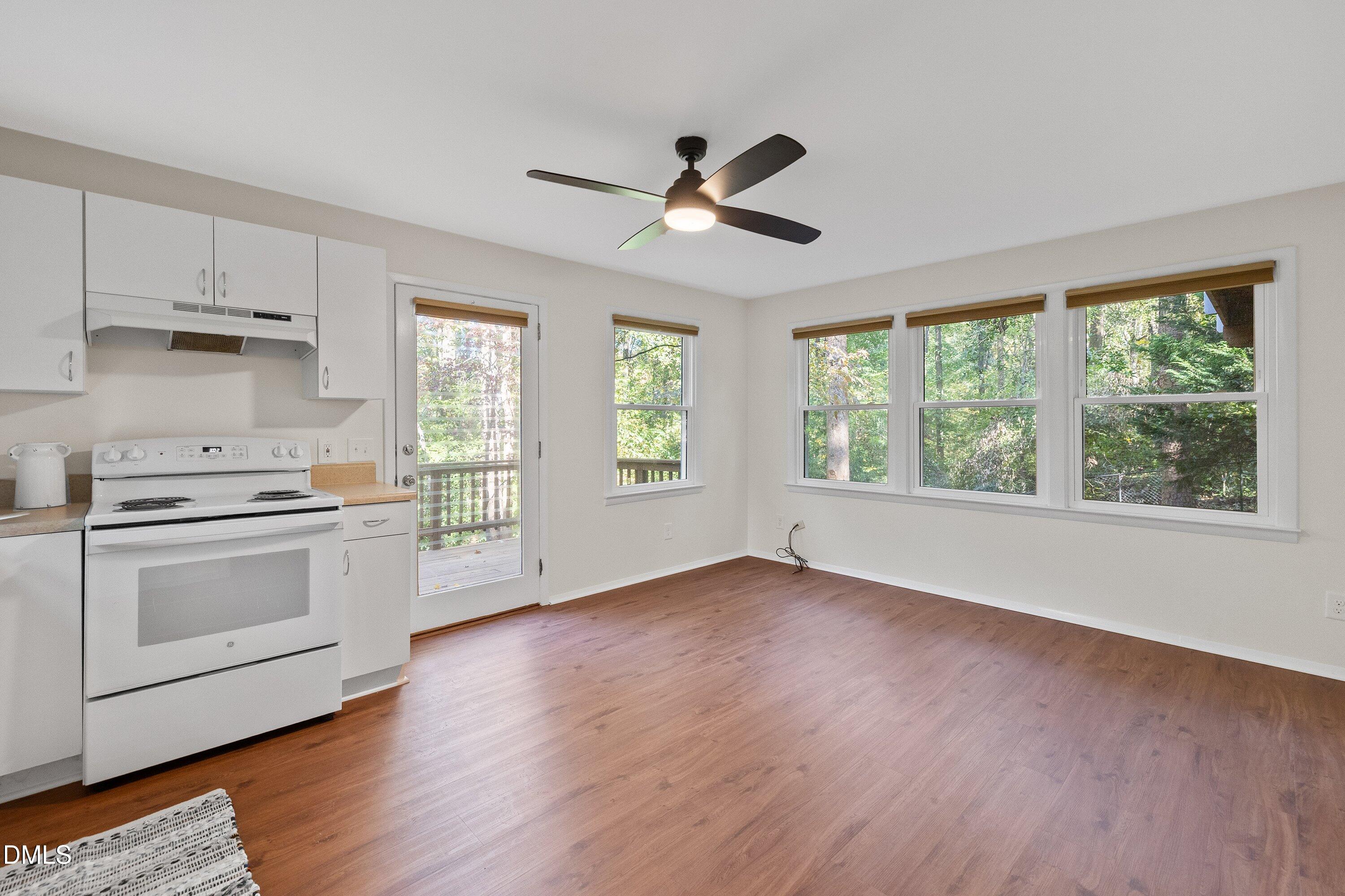 3122 Tanager Street Raleigh, NC 27606 - Photo 48 of 87 48-3122 Tanager_2663
