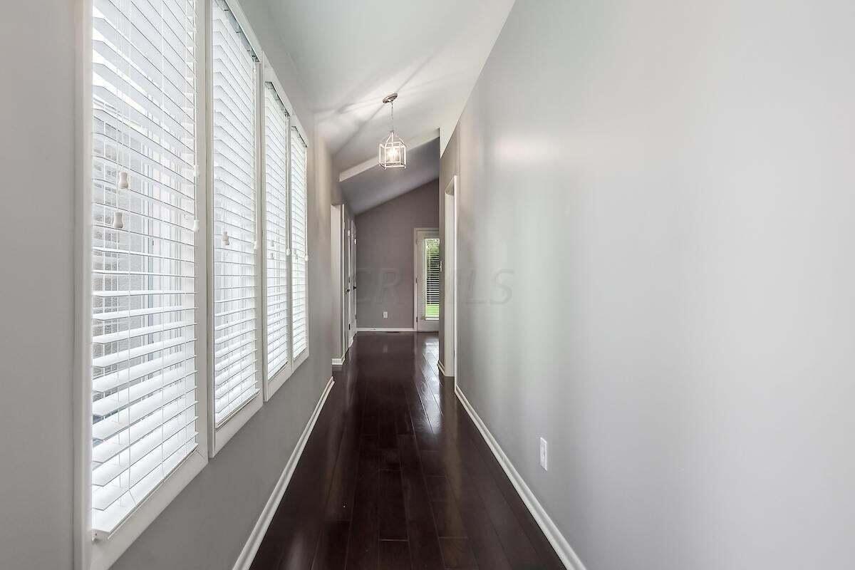 2242 Wickliffe Road Columbus, OH 43221 - Photo 25 of 41 20181031163603250505000000-o