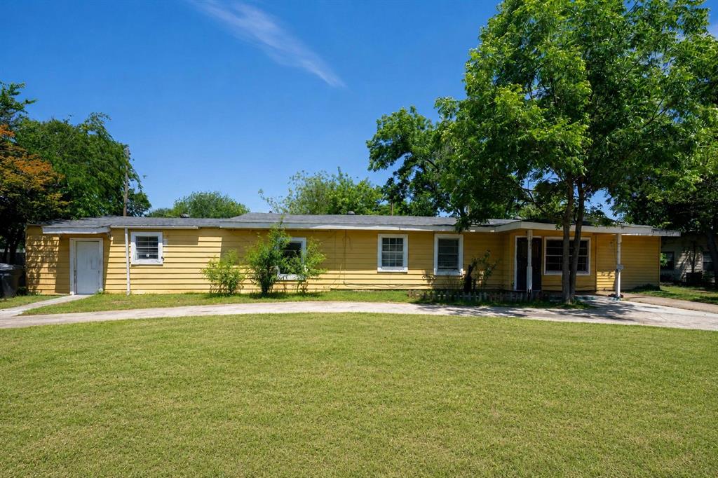 1623 Fresno Street Dallas, TX 75217 - Photo 2 of 36