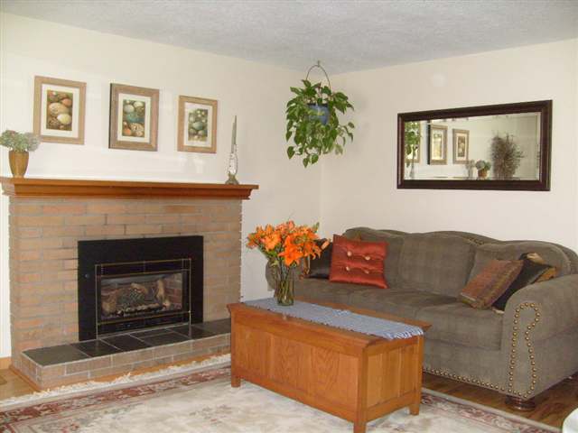 733 Salnave Road Cheney, WA 99004 - Photo 3 of 9 Gallery Image 3