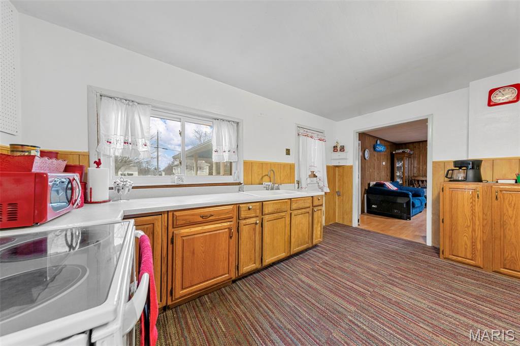 1144 Hudson Road St. Louis, MO 63135 - Photo 6 of 26