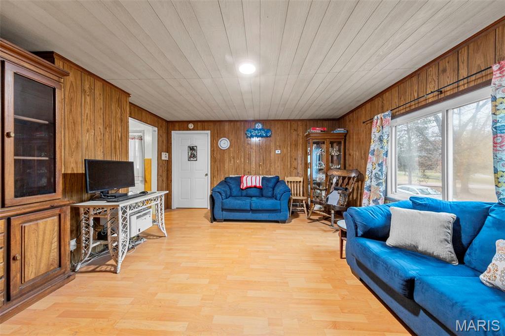 1144 Hudson Road St. Louis, MO 63135 - Photo 8 of 26