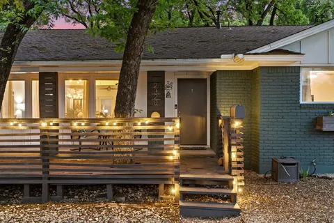 $497,000 | 2320 Chart Drive, Dallas, TX 75228