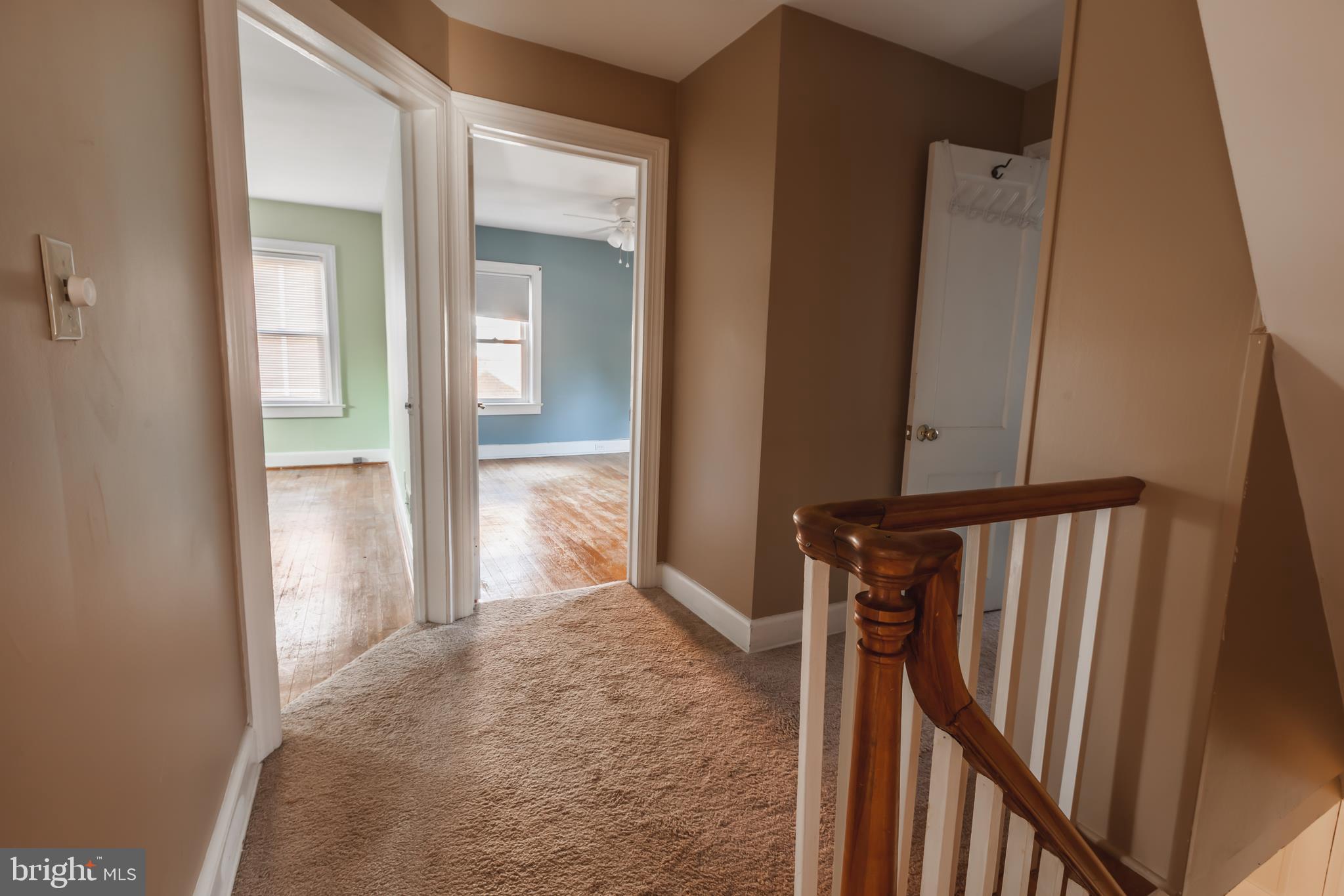 23 Sunset Road Newark, DE 19711 - Photo 21 of 25 a view of a hallway with wooden floor and entryway