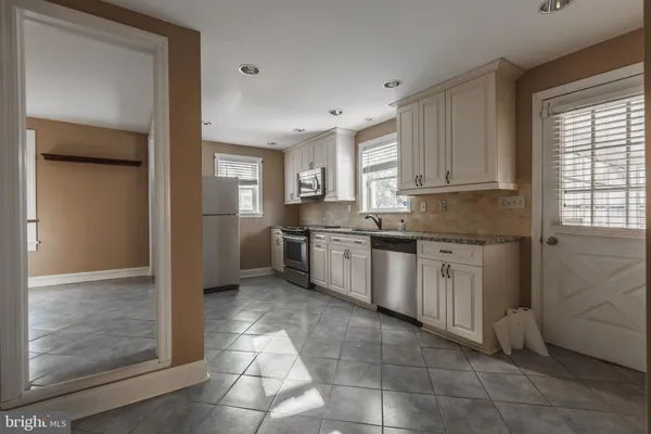 $3,500 | 23 Sunset Road, Newark, DE 19711