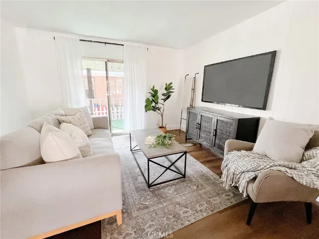 $259,900 | 300 North Rampart Street, Unit 127, Orange, CA 92868