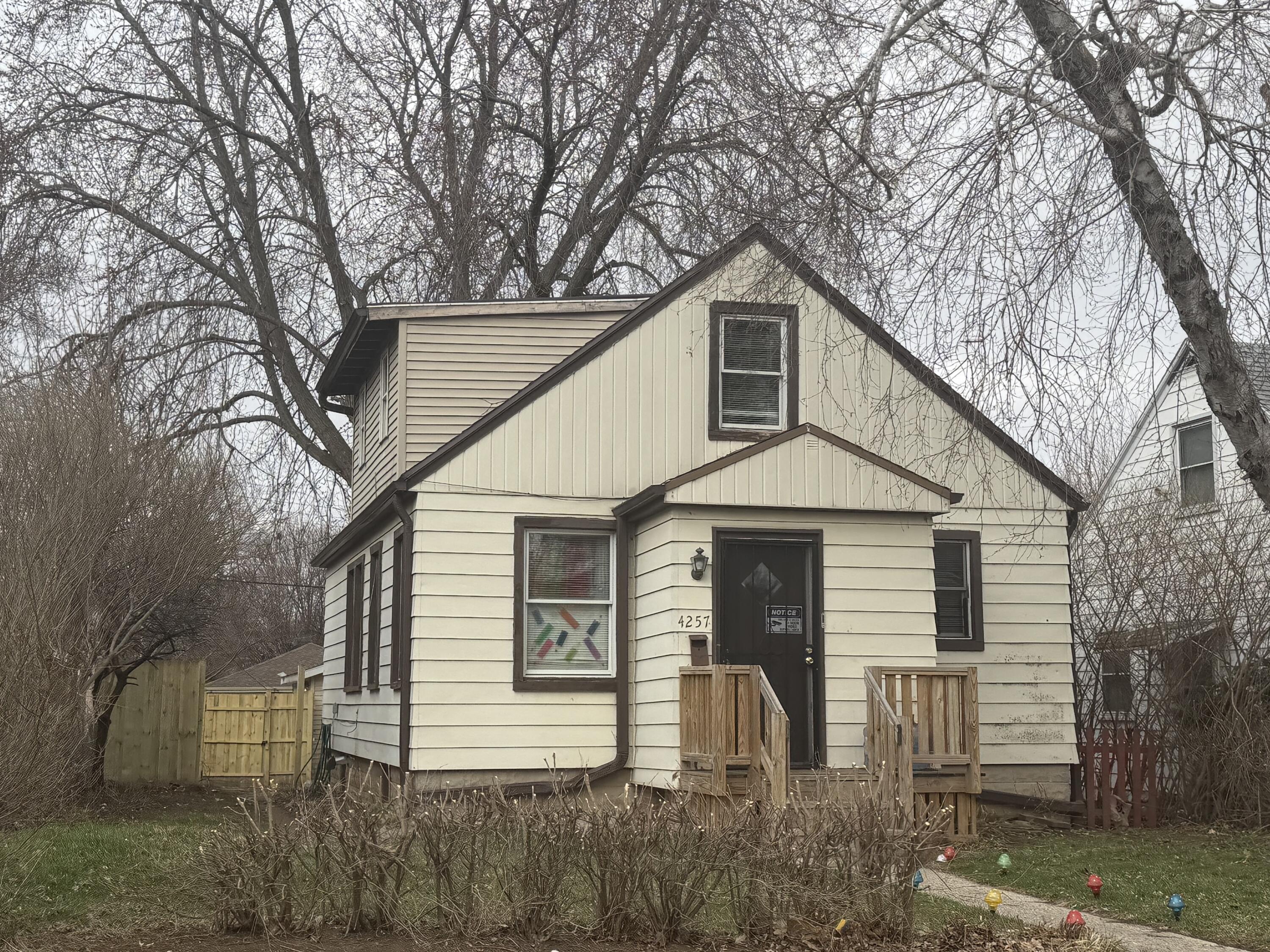 4257 North 67th Street Milwaukee, WI 53216 - Photo 2 of 3 IMG_1475